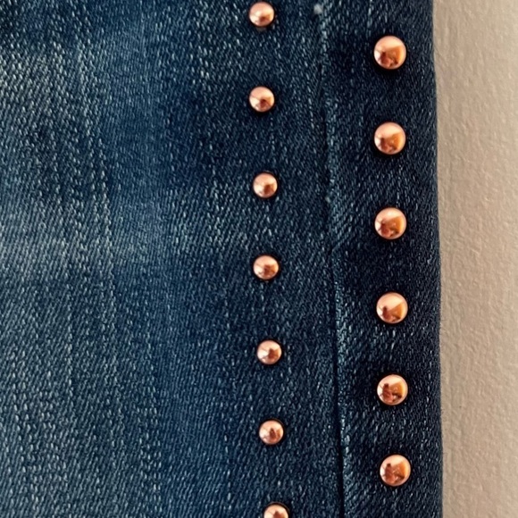 White House Black Market The Slim Ankle Jeans with Rose Gold Stud Trim Detail 00 - Picture 4 of 13